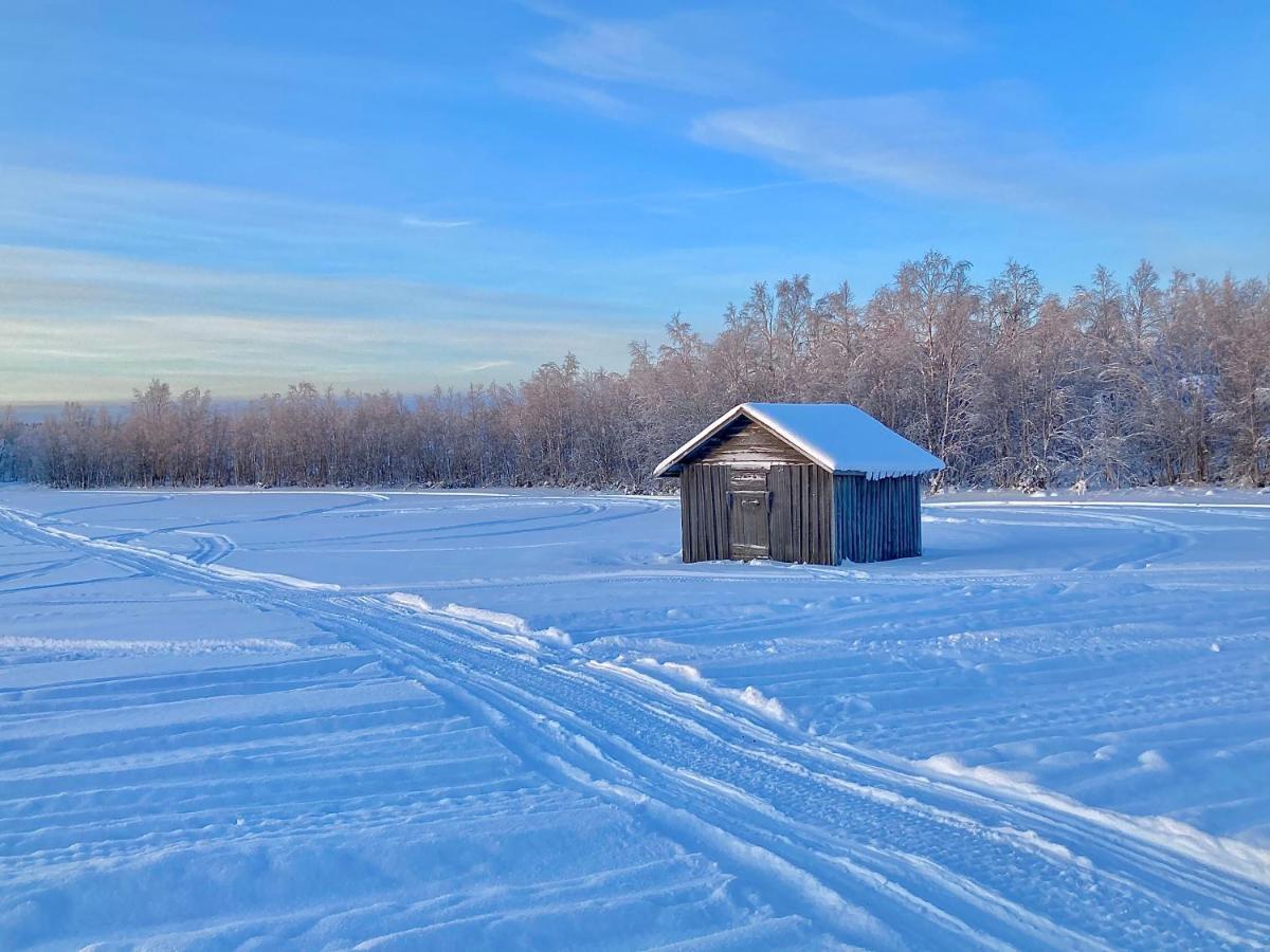 Kuttainen Lodge Karesuando ภายนอก รูปภาพ