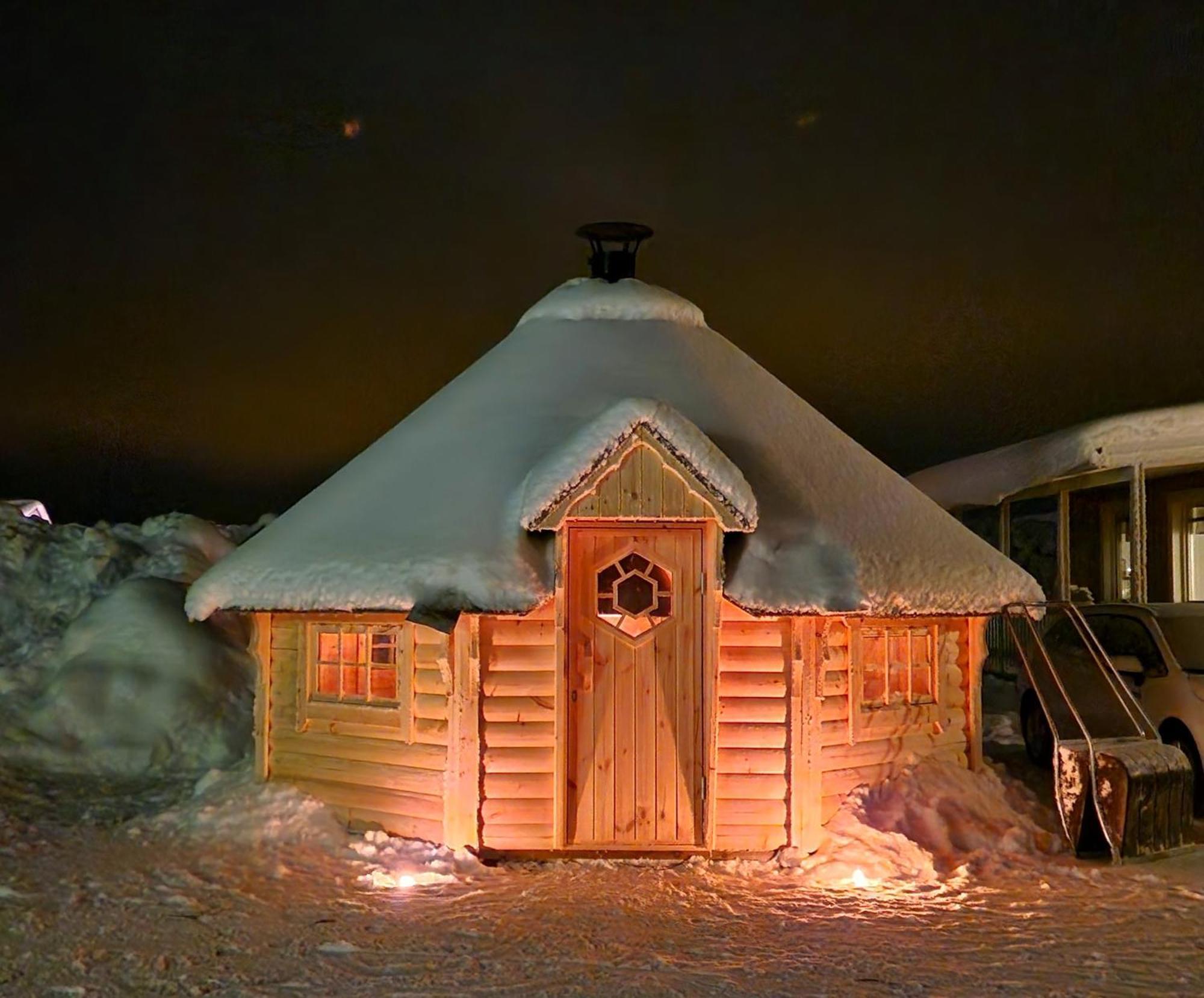 Kuttainen Lodge Karesuando ภายนอก รูปภาพ
